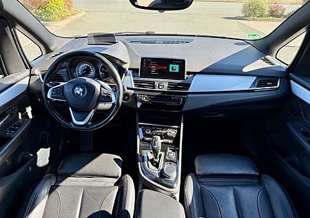 BMW 2er 220dA Gran Tourer xDrive Sport Line Top-Ausstatt
