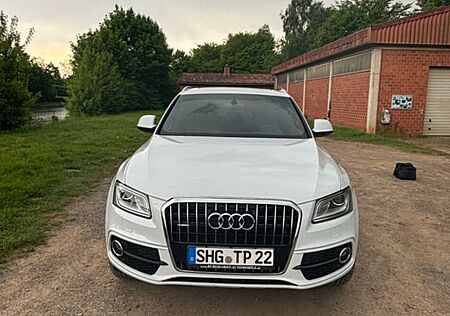 Audi Q5 3.0 TDI S tronic quattro - AHK, Panorama, RK