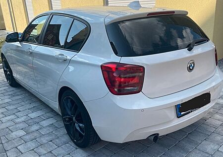 BMW 120d - PDC/Navi/ALU/8-fach-Bereifung