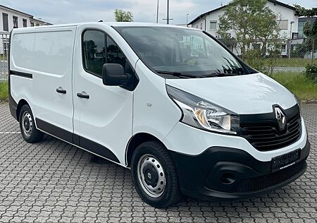 Renault Trafic L1H1 WÜRTH Regale Klima PDC AHK Bluet.