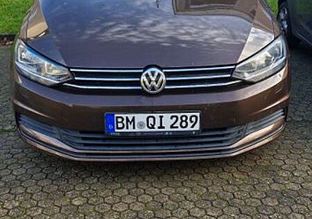VW Touran Volkswagen 1.6 TDI SCR Comfortline BMT Comfortline