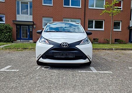 Toyota Aygo (X) Aygo (X) 1,0-l-VVT-i