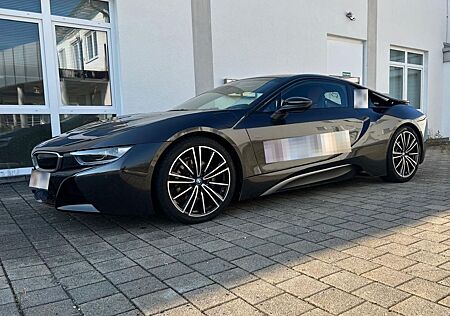 BMW i8 Coupe LCI | Top Sammlerfahrzeug | NP 155.100€