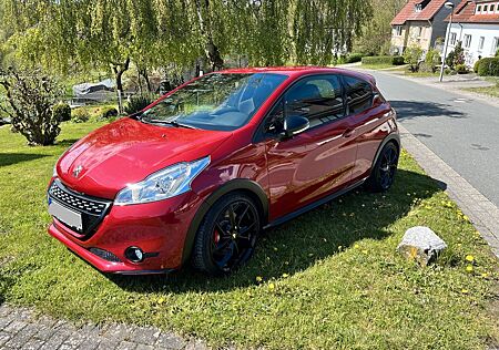 Peugeot 208 GTi by Sport -lückenloses Scheckheft