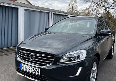 Volvo XC 60 XC60 D5 AWD Summum Geartronic Summum