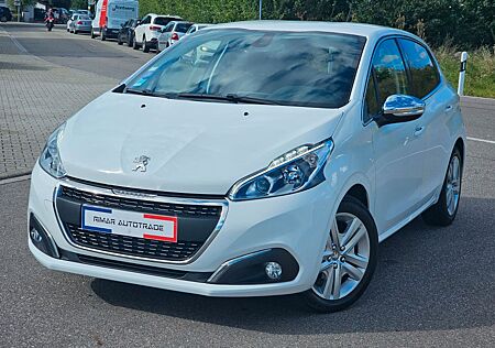 Peugeot 208 , 1.2 PureTech, Automatik, Klimaautomatik