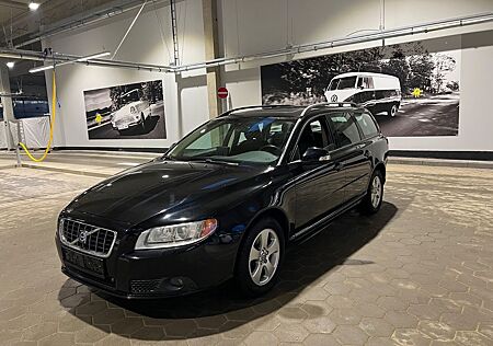 Volvo V70 2.4D Momentum 120kW
