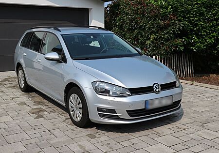VW Golf Volkswagen 1.6 TDI BMT Trendline Variant Trendline