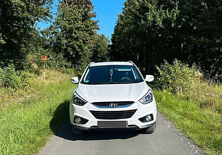 Hyundai Tucson ix35 2.0 CRDi 4WD II TÜV neu