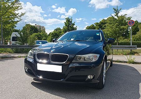 BMW 318i Touring