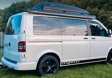 VW T5 Caravelle Volkswagen T5 Camper-8Sitzer-Transporter