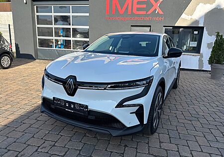 Renault Megane E-Tech Electric Evolution ER 180 Km!!!