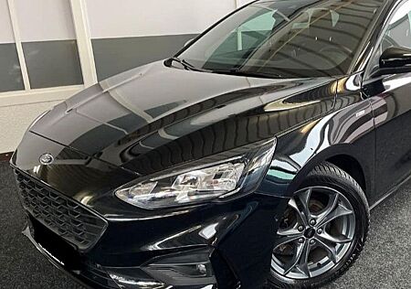Ford Focus 1,0 EcoBoost 92kW ST-Line Auto ST-Line