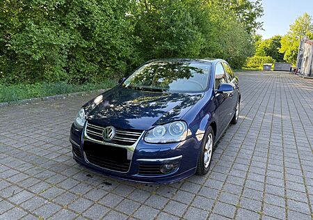 VW Jetta Volkswagen V Comfortline**AUTOMATIK**
