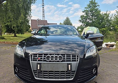 Audi TTS Coupe S tronic (8J)