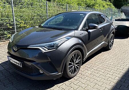Toyota C-HR Hybrid Team D