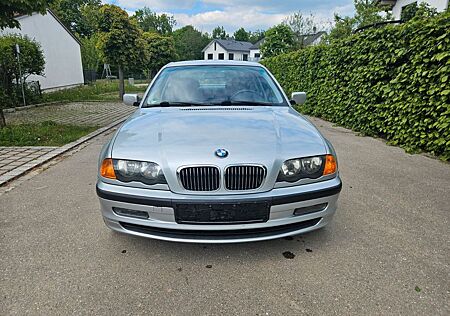 BMW 330d -