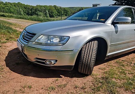 VW Phaeton Volkswagen 3.2 V6 Tiptronic 5-Sitzer Standard
