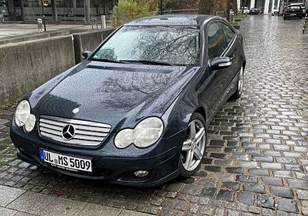 Mercedes-Benz CLC 200 C200 Sportcoupe Facelift, Rostfrei, PANO, Sound