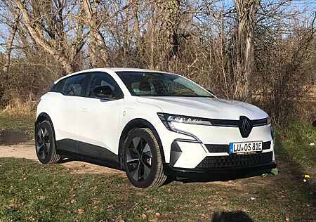 Renault Megane Paket Equilibre EV40 130hp boost char...