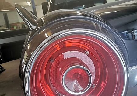 Ford Thunderbird
