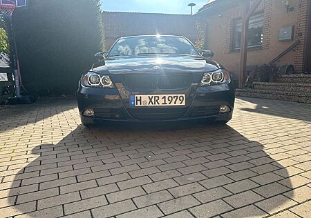 BMW 318i -
