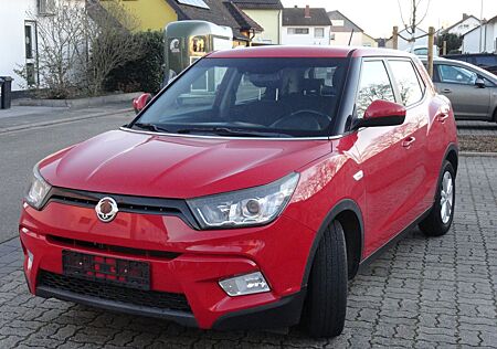 SsangYong Tivoli 1.6 e-XGi 160 CRYSTAL inkl. Auto ...