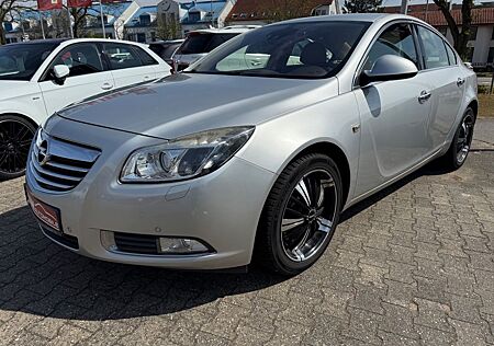 Opel Insignia A Lim. Cosmo 4x4*TUV NEU*