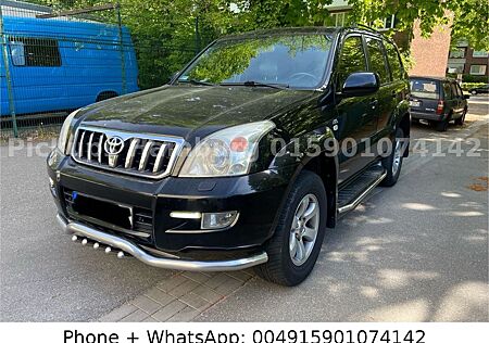 Toyota Land Cruiser 3.0D 4x4 Autm Navi Cam.8seatsPZ108d