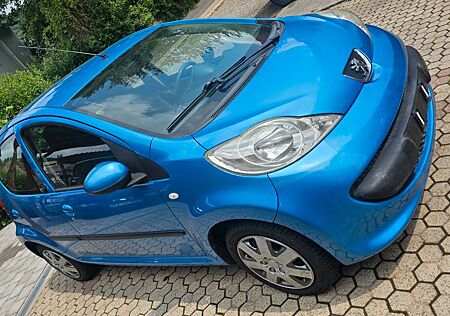 Peugeot 107 Klima, E-Fenster Tüv 12/26