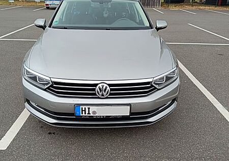 VW Passat Variant Volkswagen 2.0 TDI Comfortline Variant C...