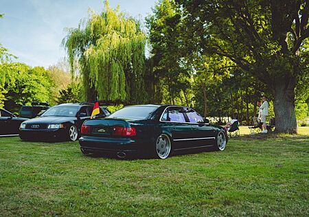 Audi A8 4.2 quattro tiptronic -