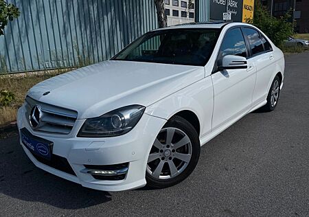 Mercedes-Benz C 220 /AVANTGARDE/VOLLLEDER/SCHIEBEDACH/MEMORY