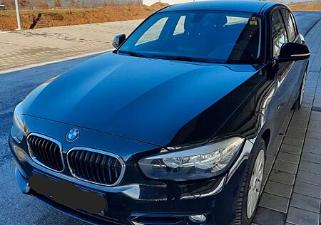 BMW 116i Sport Line Sport Line
