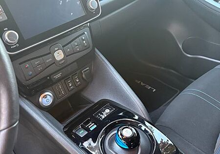 Nissan Leaf 150 PS 40KWH -
