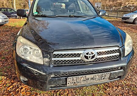 Toyota RAV 4 2.2-l-D-4D 4x4