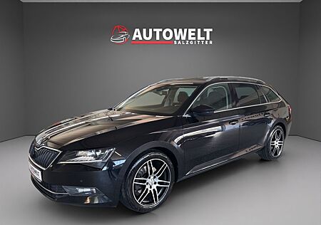 Skoda Superb Combi 2.0TDI Style PANO,AHK,KAM,XEN,DCC