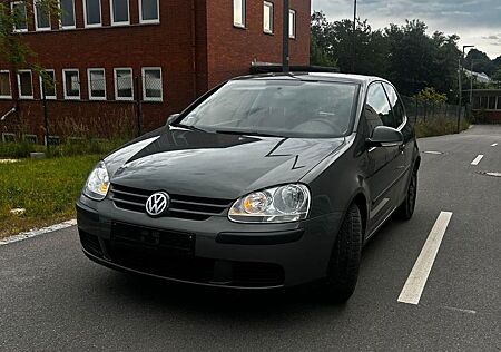 VW Golf Volkswagen V Lim. Trendline TÜV 12.2025