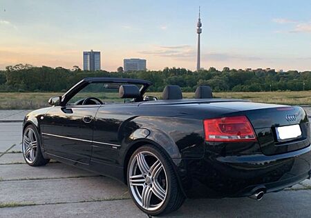 Audi A4 1.8 T Cabriolet - S-Line
