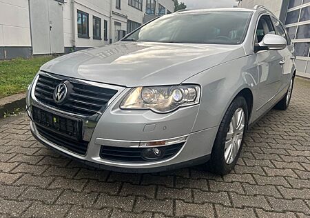 VW Passat Variant Volkswagen 2,0 TDI Highline Navi ,Anhängerku