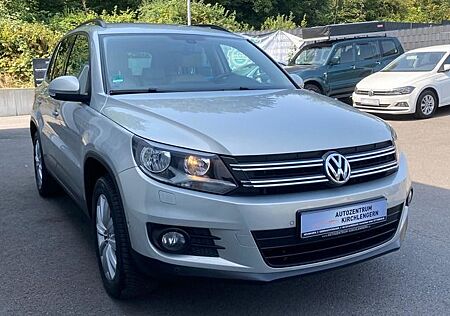 VW Tiguan Volkswagen 2.0 TDI 4 MOTION*LEDER*NAVI*KAMERA*AHK* T