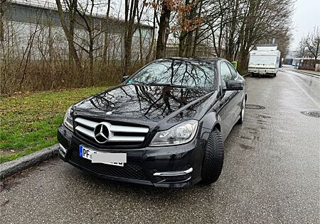 Mercedes-Benz C 180 Coupé -