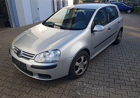 VW Golf Volkswagen V Lim. Trendline