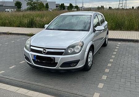Opel Astra 1.8 -