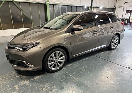 Toyota Auris Touring Sports Hybrid Executive (1.Hand)