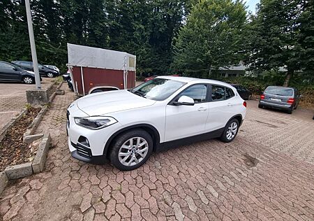 BMW X2 sDrive20i Advantage Plus Steptronic DCT A...