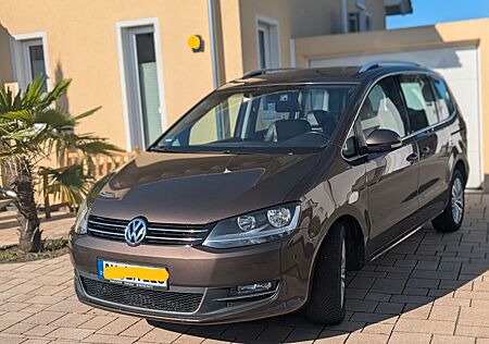 VW Sharan Volkswagen 2.0 TDI DSG 125kW BMotion Tech Highli...