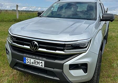 VW Amarok Volkswagen PAN AMERIKANA V 6 wie neu / LED usw.