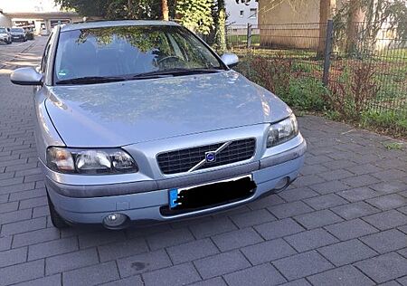 Volvo S60 2.4 -