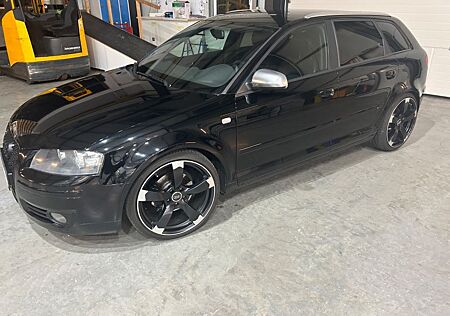 Audi A3 1.8 TFSI S line Sportpaket plus Sportbac ...